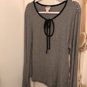 Keyhole striped knit top